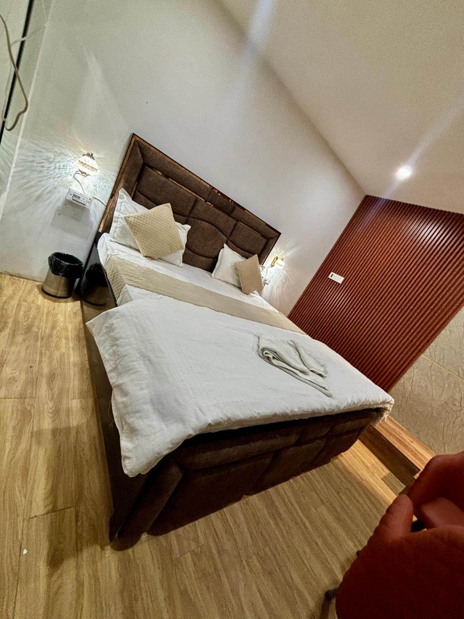 Hotel Dream Villa Ludhiana Exterior photo